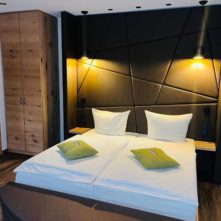 Hotel Gasthof Metzgerei Drei Linden Fulda Eksteriør bilde