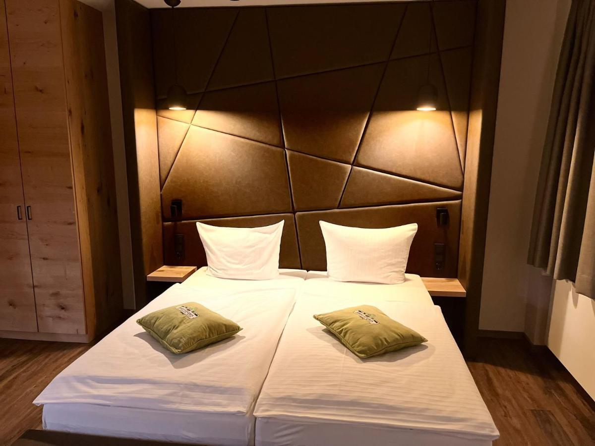 Hotel Gasthof Metzgerei Drei Linden Fulda Eksteriør bilde