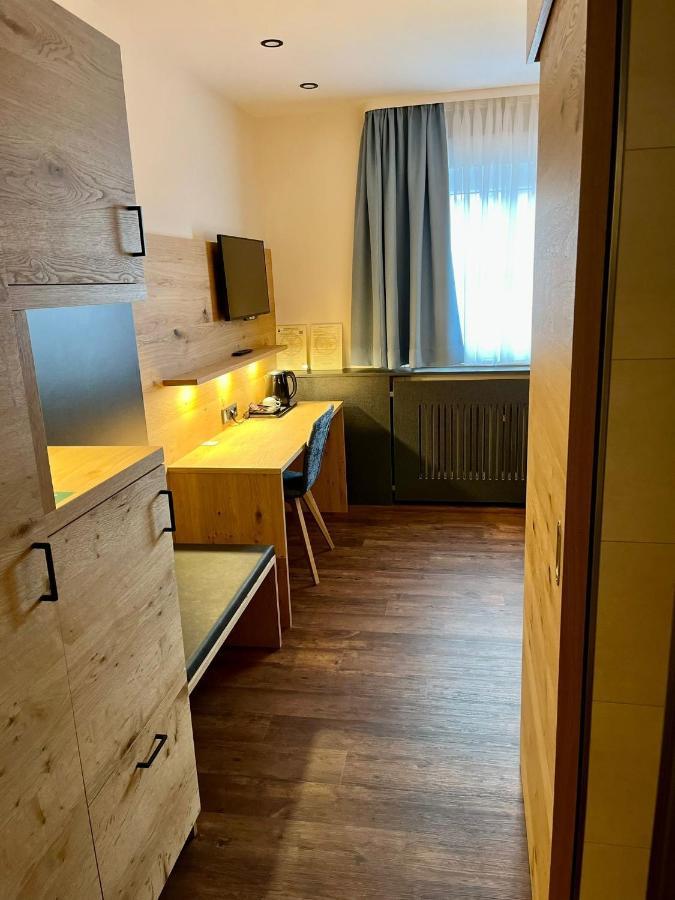 Hotel Gasthof Metzgerei Drei Linden Fulda Eksteriør bilde