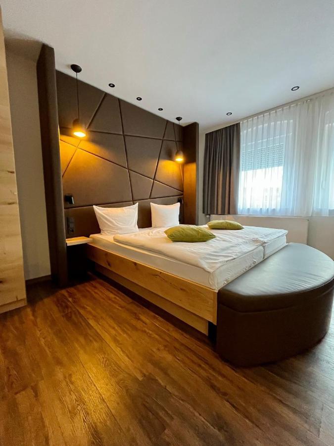 Hotel Gasthof Metzgerei Drei Linden Fulda Eksteriør bilde